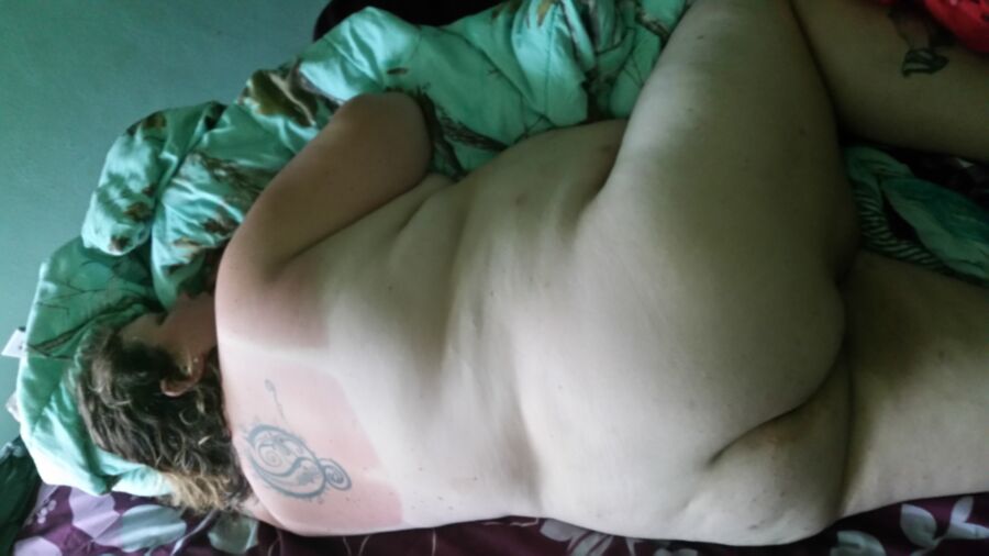 Free porn pics of fat wife sleeping  7 of 7 pics