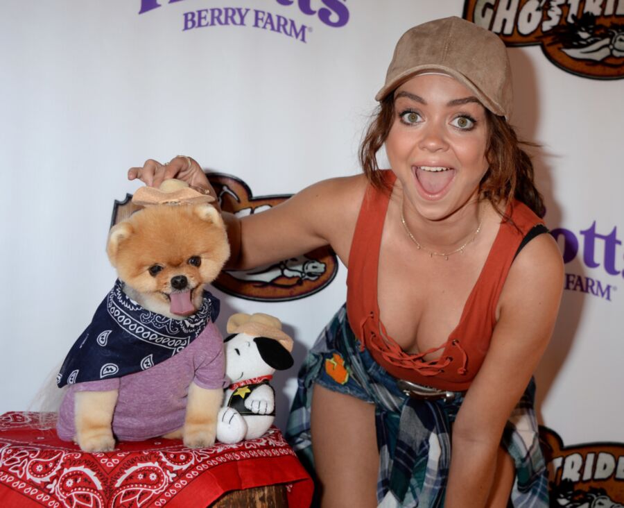 Free porn pics of Sarah Hyland 15 of 150 pics