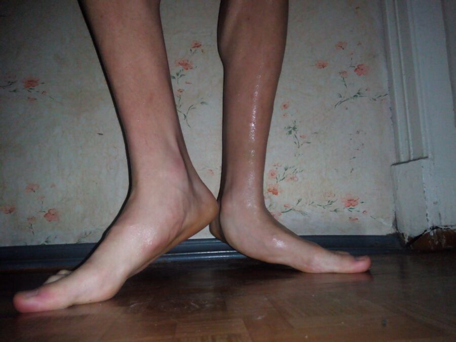 Free porn pics of My Flat Footed Legs In Oiled 4 of 5 pics