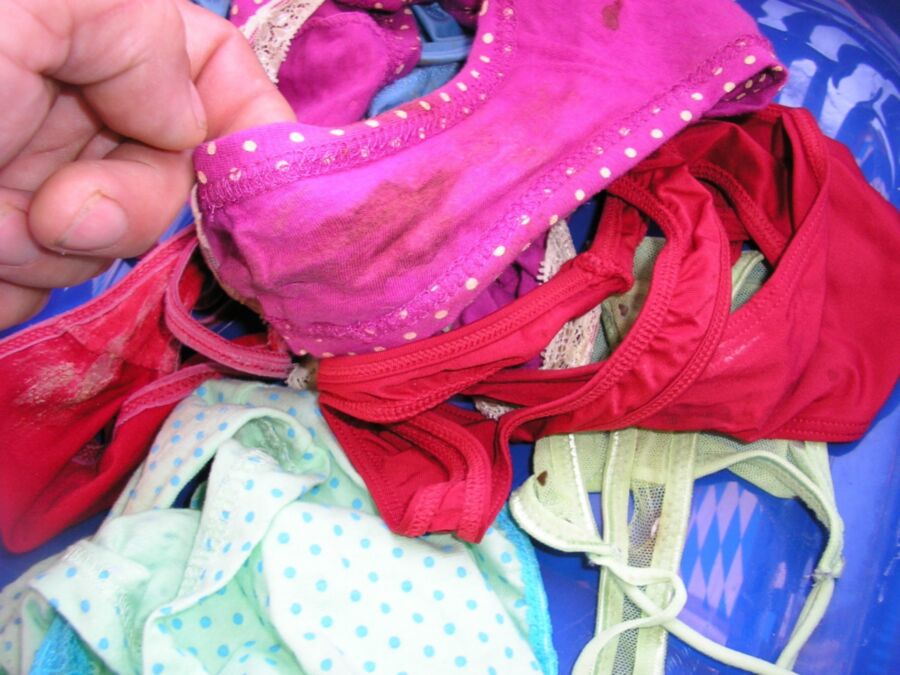 Free porn pics of Young used panties 10 of 12 pics