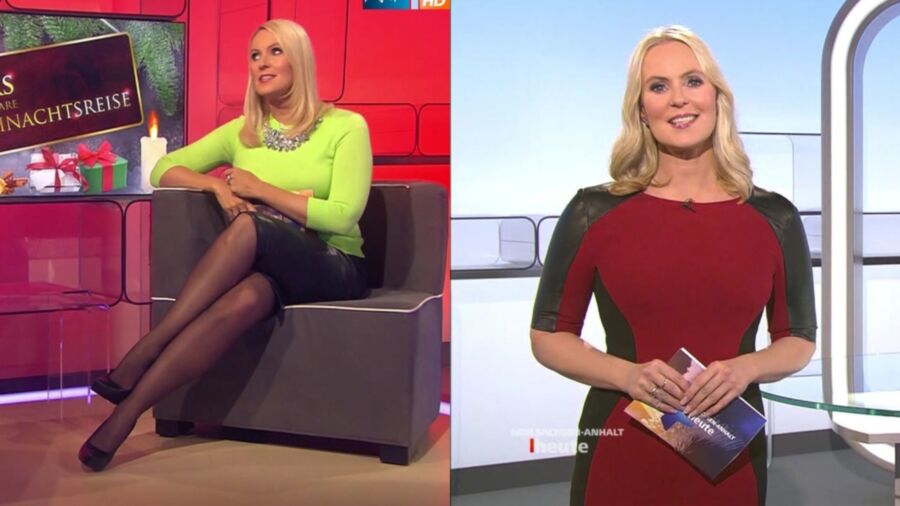 Free porn pics of Badgers Babes: TV presenter in nylons 3 of 53 pics