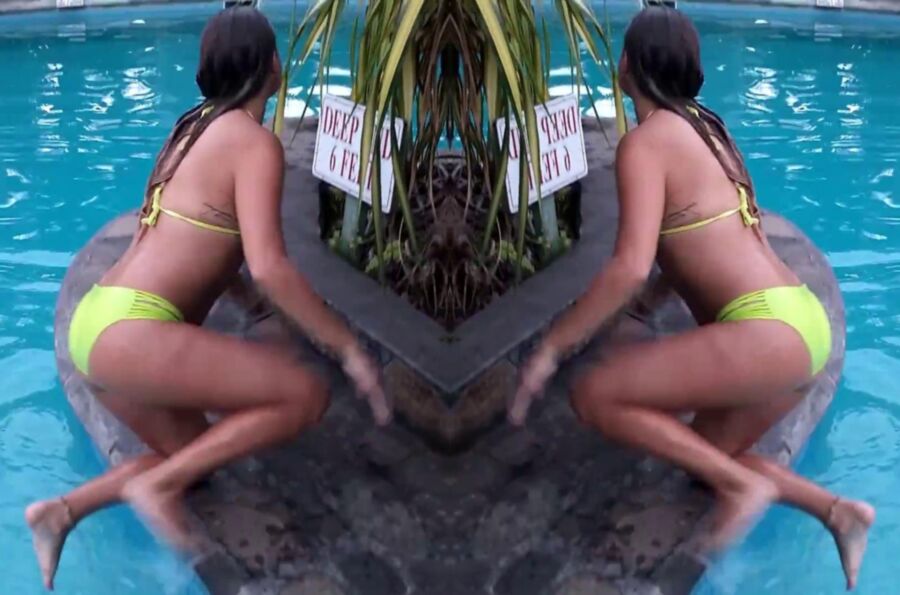 Free porn pics of Hannah Savannah Shows Ass String Bikini Under Water 13 of 15 pics