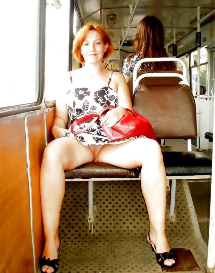Free porn pics of Ladies on buses 9 of 20 pics