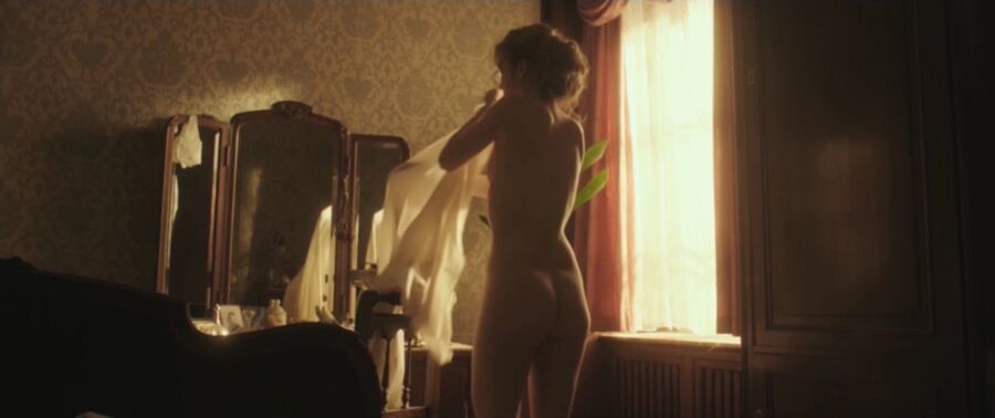 Free porn pics of Rooney Mara Ass - Screenshots including nude 12 of 19 pics