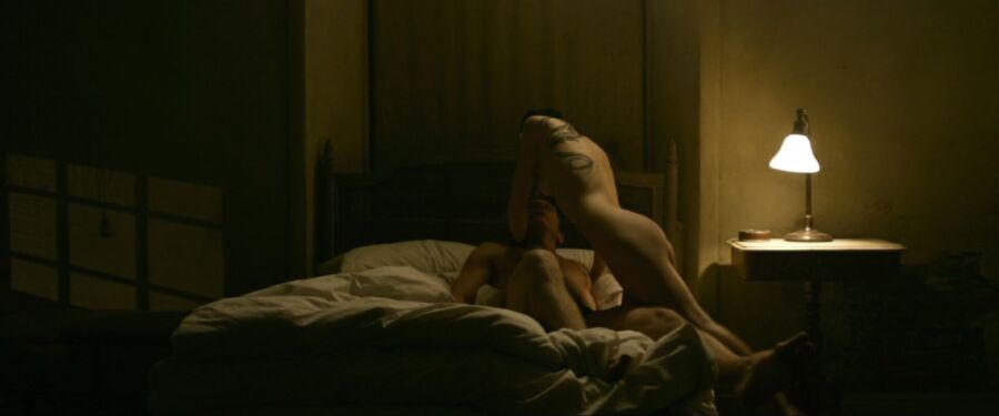 Free porn pics of Rooney Mara Ass - Screenshots including nude 18 of 19 pics