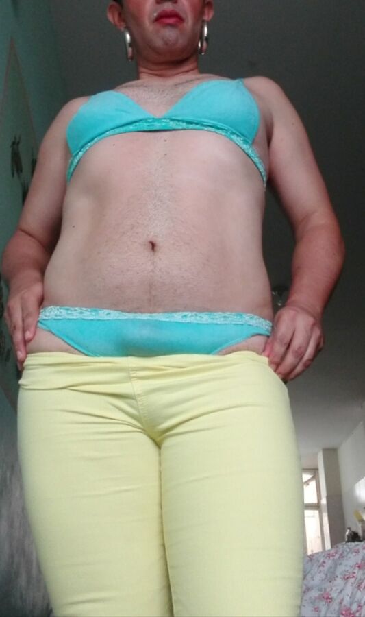 Free porn pics of Thigh Yellow Pants 19 of 39 pics