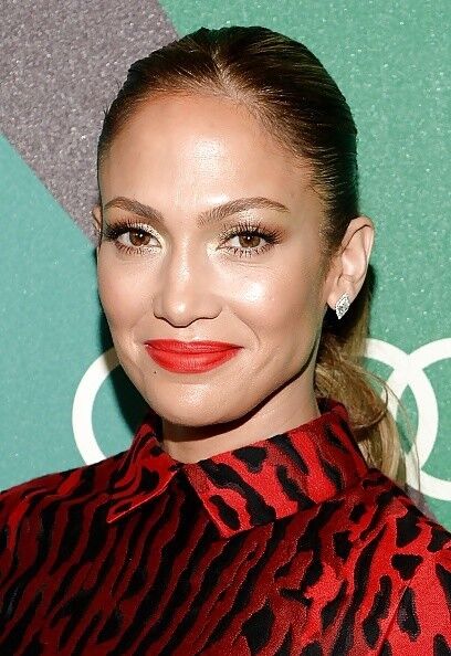 Free porn pics of jennifer lopez face 10 of 29 pics