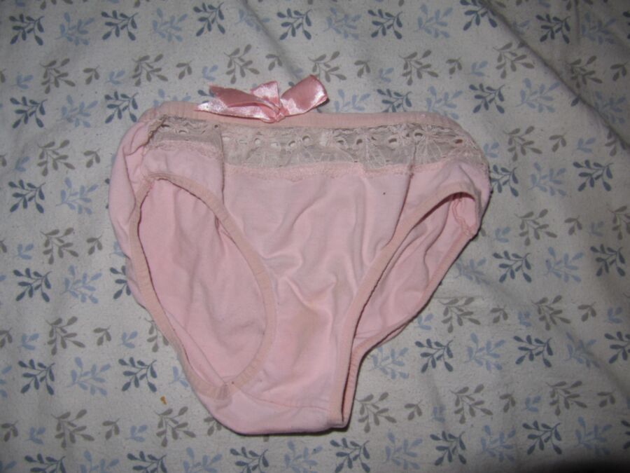 Free porn pics of Underwear of a young friend, braguitas de una jovencita 5 of 13 pics