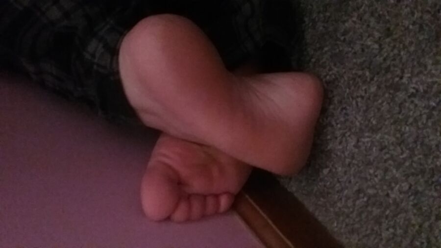 Free porn pics of Small Set of wifes sext feet.  1 of 5 pics