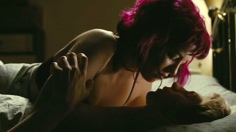 Free porn pics of Emo Goth Mary ELizabeth WInstead From Scott Pilgrim 22 of 27 pics