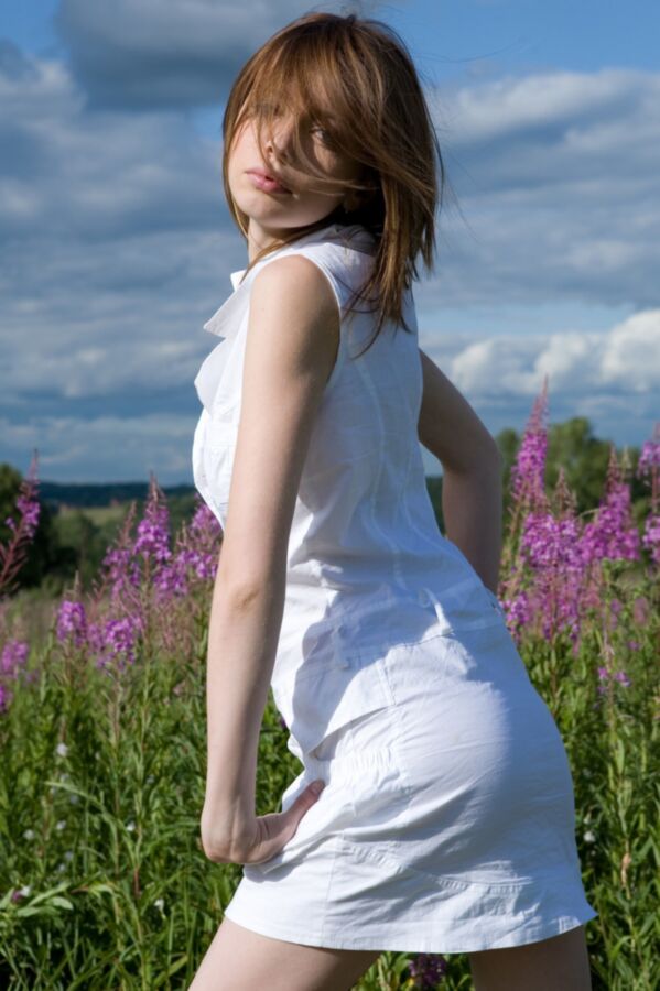 Free porn pics of Outdoor Teens - KYLIE - Tall Grass 15 of 84 pics