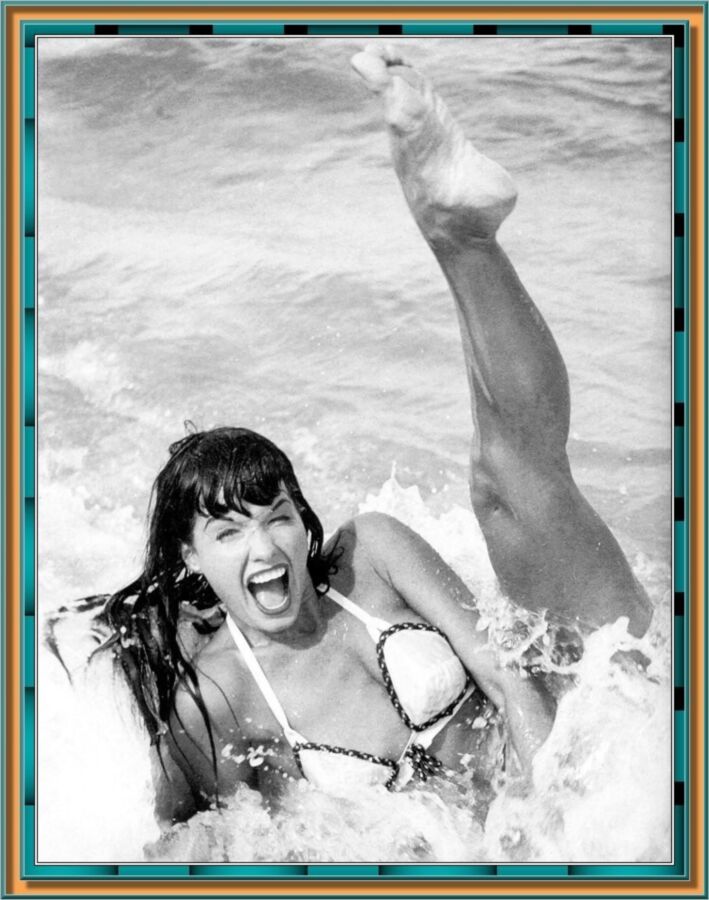 Free porn pics of Bettie Page XII 2 of 20 pics