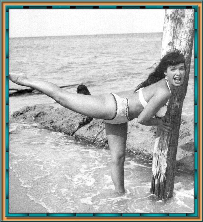 Free porn pics of Bettie Page XII 1 of 20 pics