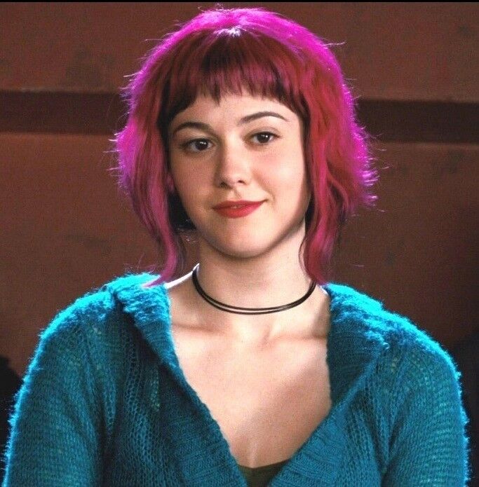 Free porn pics of Emo Goth Mary ELizabeth WInstead From Scott Pilgrim 12 of 27 pics