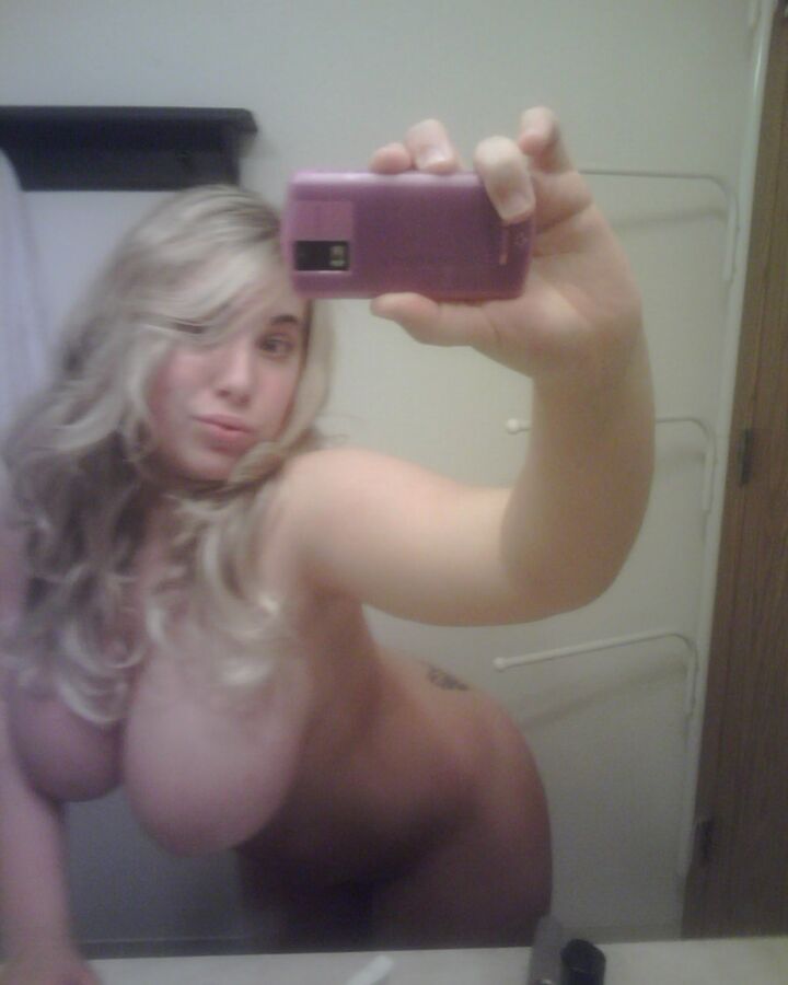 Free porn pics of Blonde 3 of 148 pics