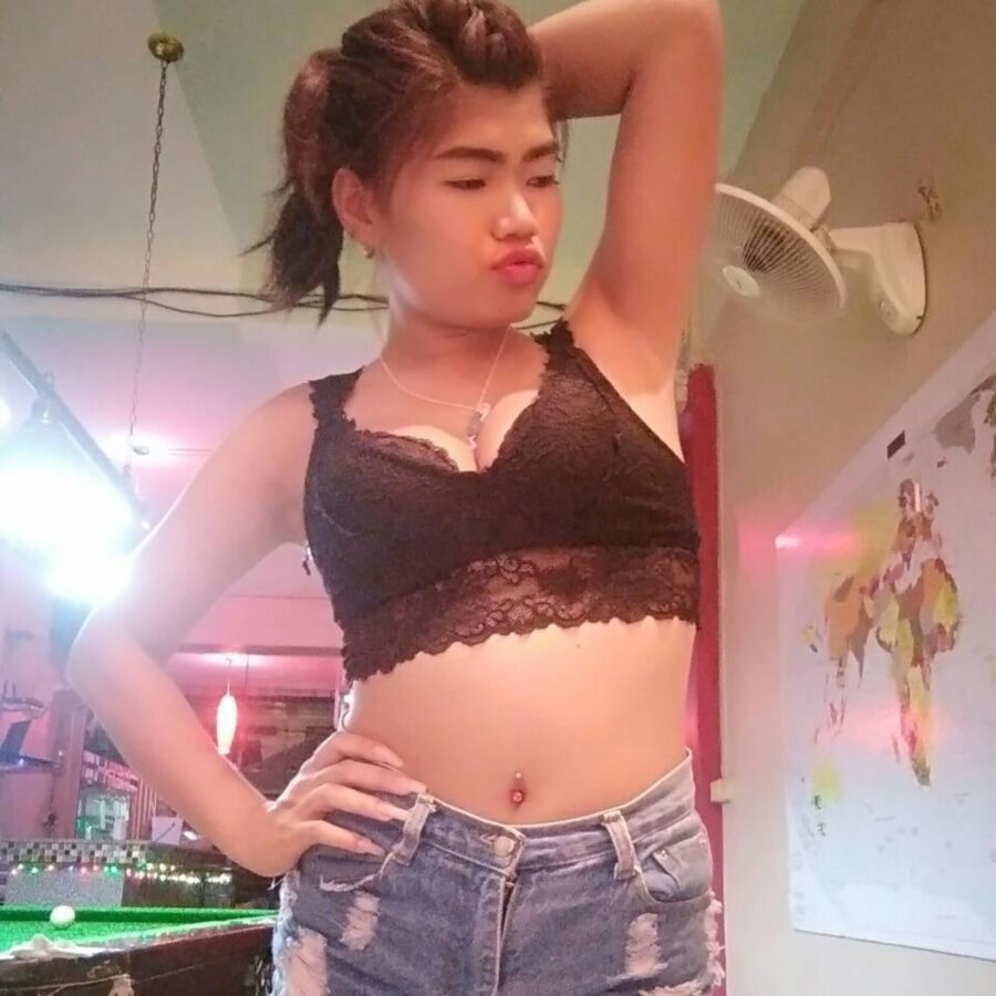 Free porn pics of Thai Bargirl Rung Pattaya 6 of 55 pics