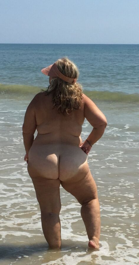 Free porn pics of Wife in the ocean 3 of 5 pics