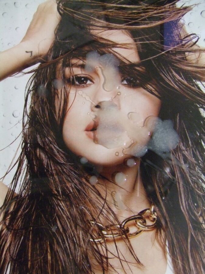 Free porn pics of Selena Gomez Gets Creamy Tribute 5 of 12 pics