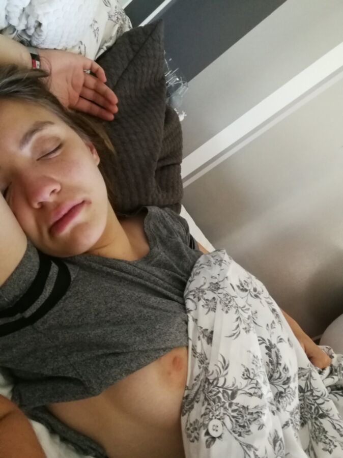 Free porn pics of A few more sleeping beauties exposed 13 of 19 pics