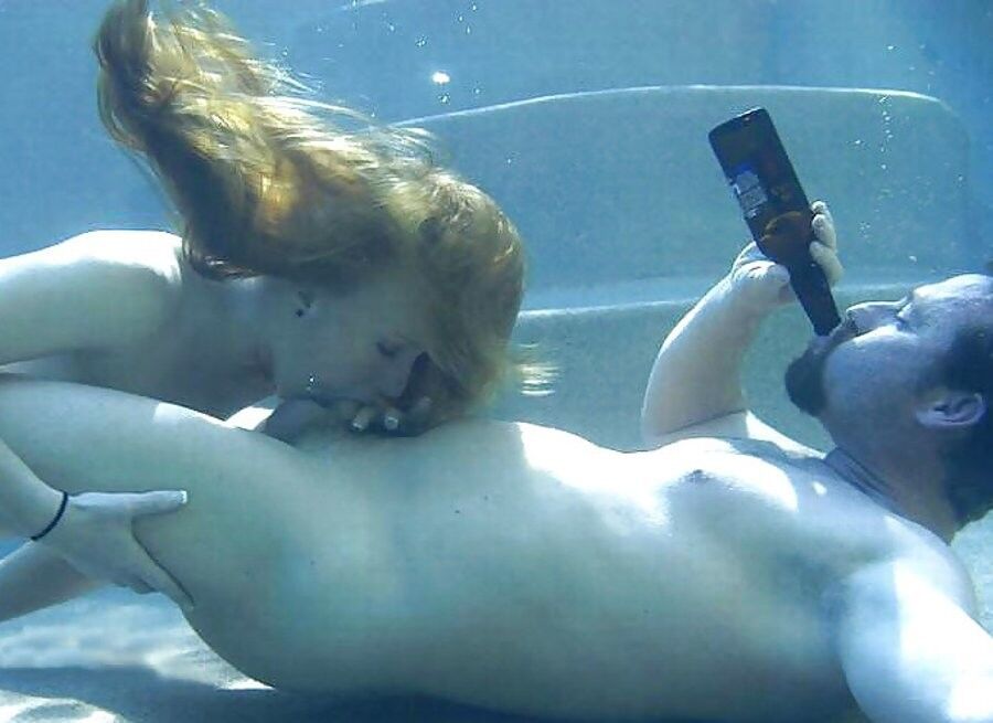 Free porn pics of Underwater sex 4 of 9 pics