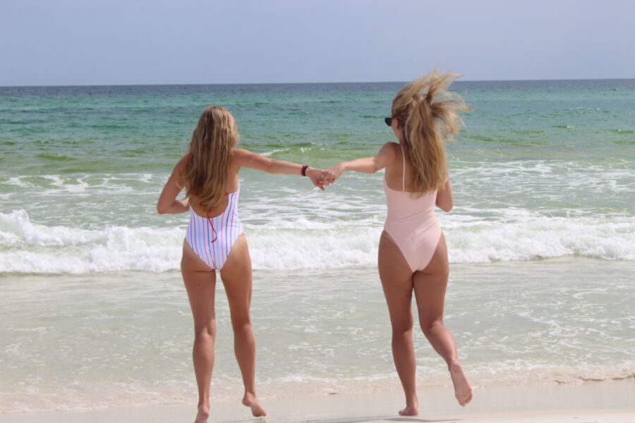 Free porn pics of ....HOT BEACH TEENS PLAYING 18 of 51 pics