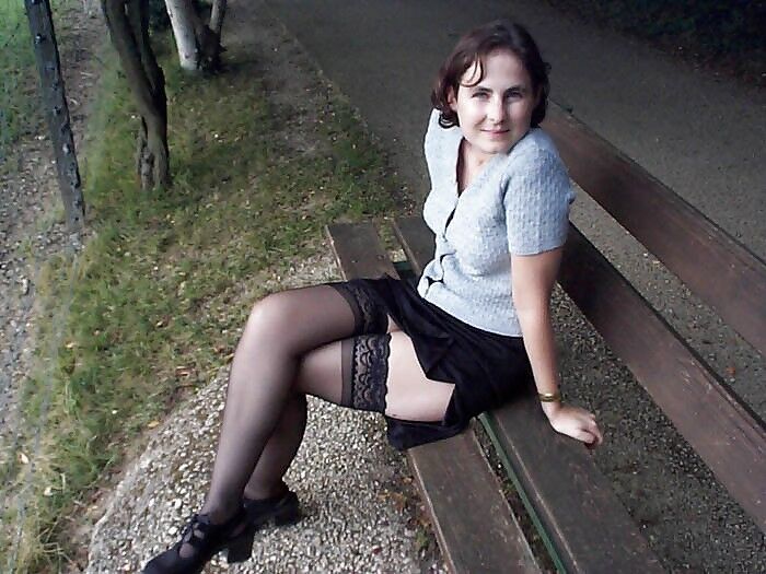 Free porn pics of Sabine - Mature Flasher - park bench 2 of 6 pics