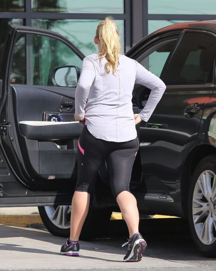 Free porn pics of Busy Philipps Ass 16 of 67 pics