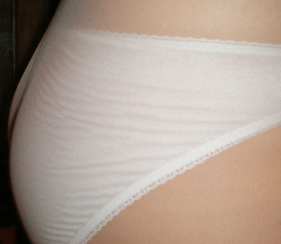 Free porn pics of Wife wearing white cotton knickers and tights 4 of 24 pics