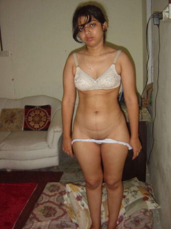 Free porn pics of Fotzen aus Pakistan (gefunden auf xhamster) 3 of 137 pics