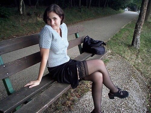 Free porn pics of Sabine - Mature Flasher - park bench 1 of 6 pics