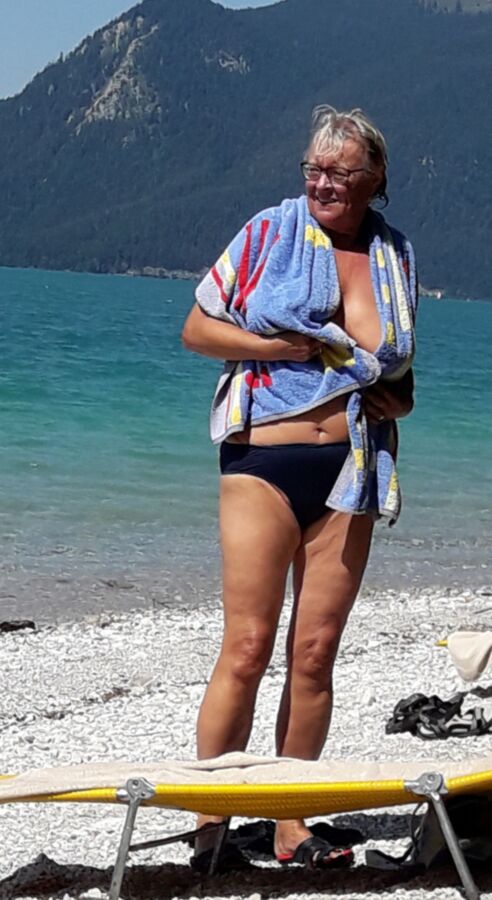 Free porn pics of Granny changing at lake 19 of 46 pics