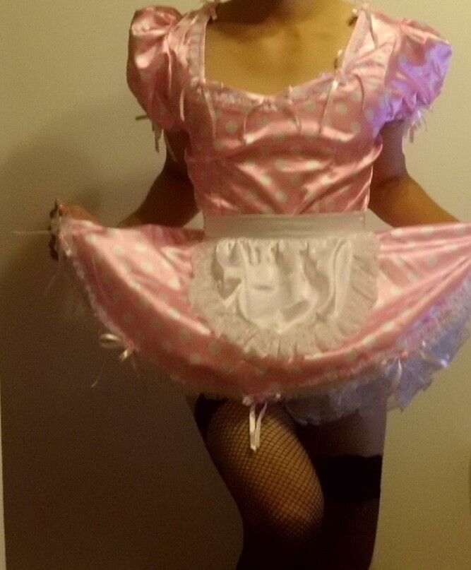 Free porn pics of pink sissy maid 7 of 8 pics