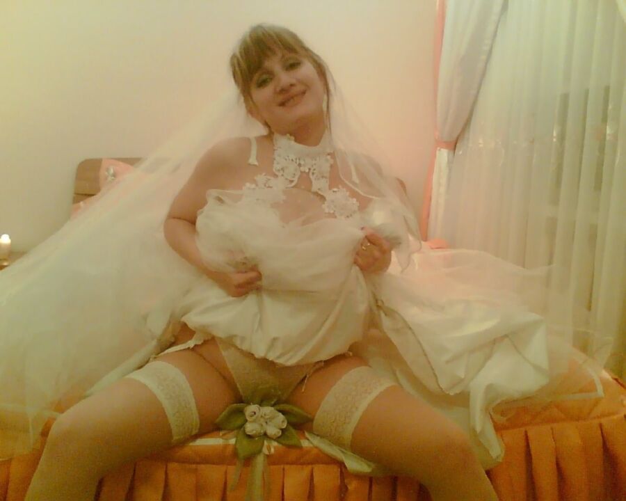 Free porn pics of Brides IV 16 of 20 pics