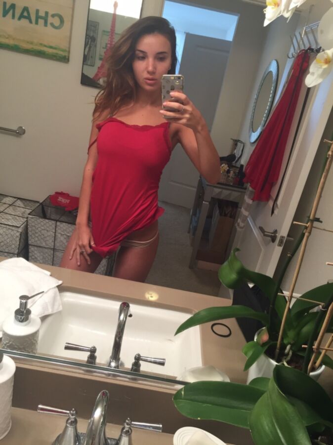 Free porn pics of Nice teen selfie 13 of 67 pics