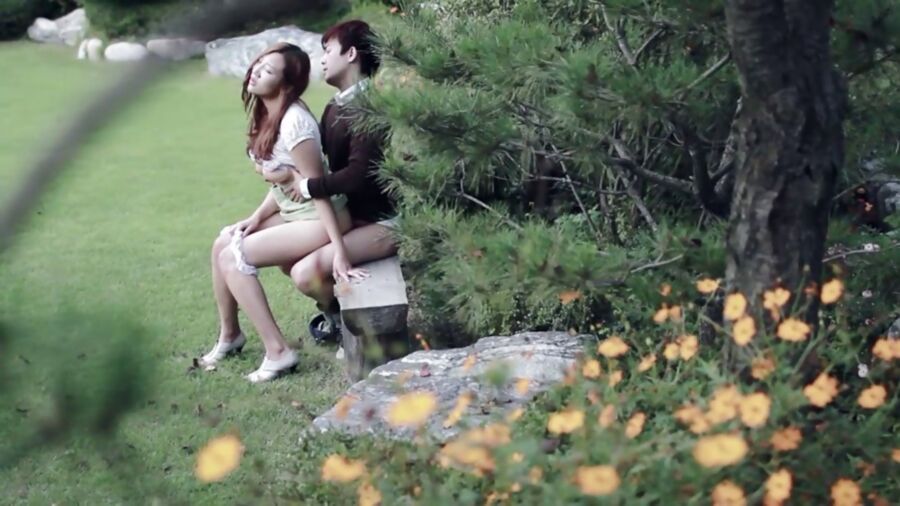 Upskirt outdoor asian couple