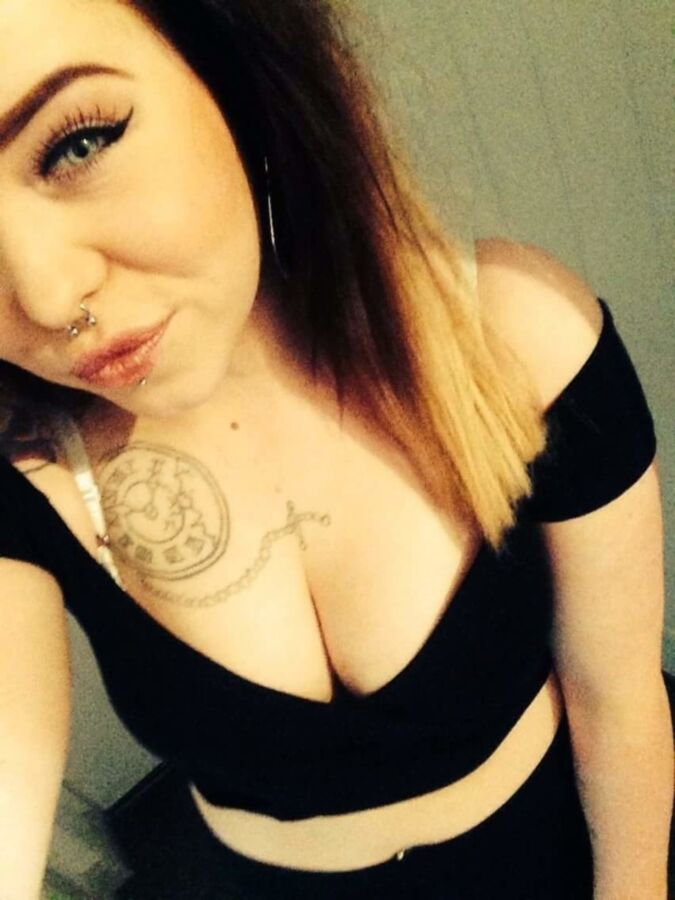 Free porn pics of Chav Used To Be Such A Cock Tease Until She Got Knocked Uo 6 of 11 pics
