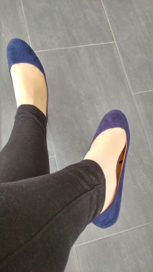 Free porn pics of Blue abused H&M whore flats 5 of 10 pics