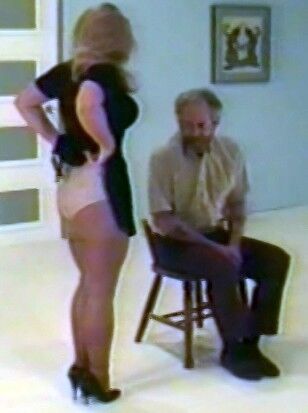 Free porn pics of Ed Lee the Master at Work - Debra & Celia 10 of 51 pics