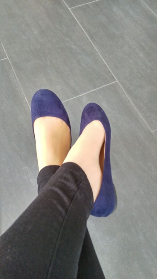 Free porn pics of Blue abused H&M whore flats 4 of 10 pics