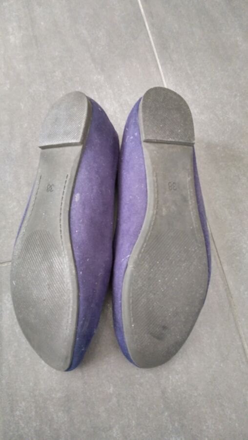 Free porn pics of Blue abused H&M whore flats 10 of 10 pics