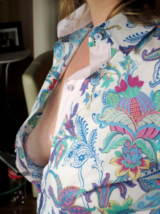 Free porn pics of braless downblouse flower shirt 9 of 13 pics