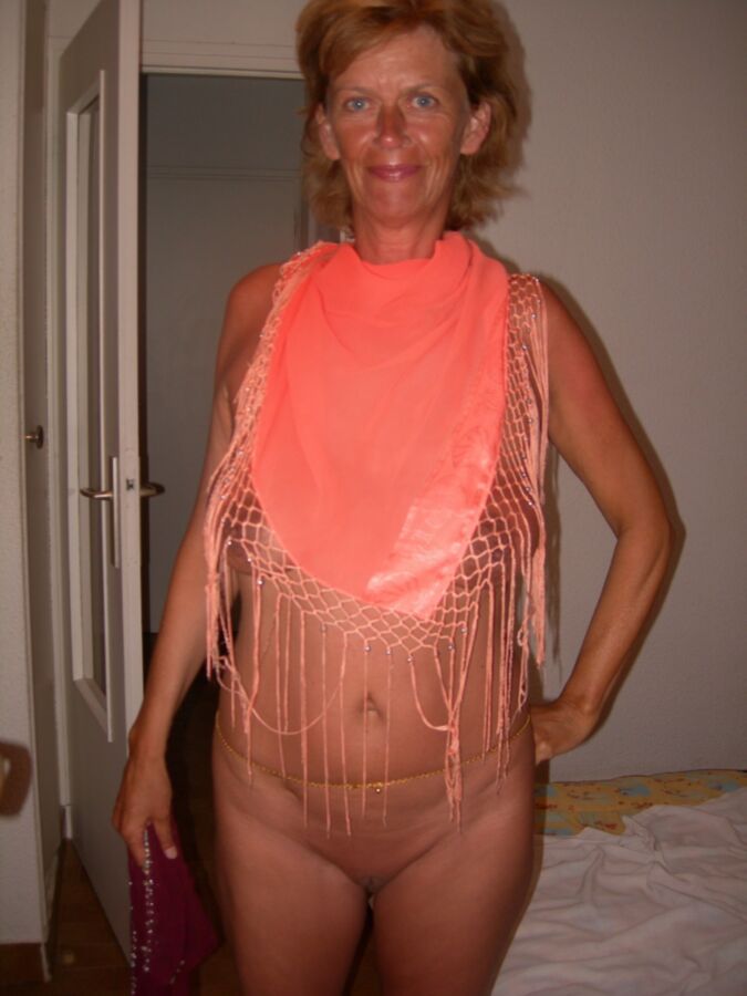 Free porn pics of Milf with saggy tits nude on holidays 8 of 80 pics