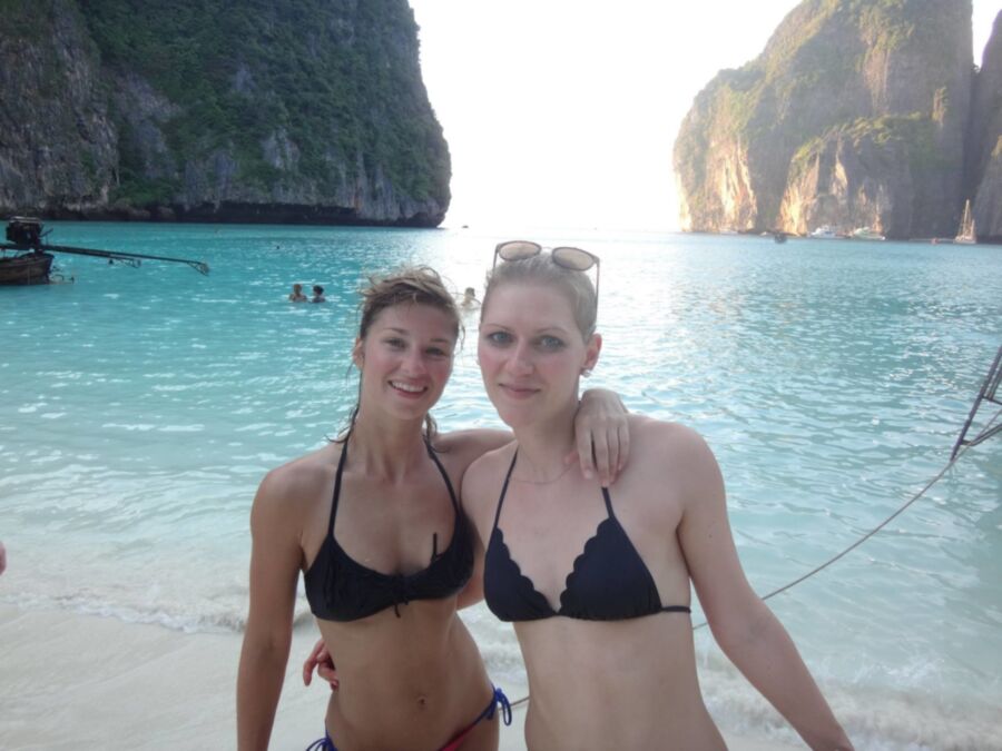 Free porn pics of Thailand  16 of 48 pics