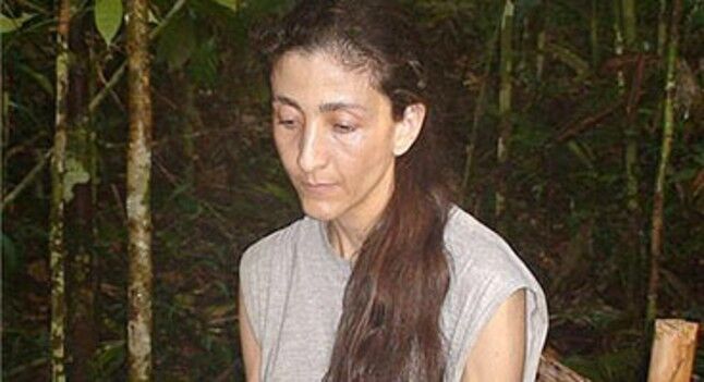 Free porn pics of Ingrid Betancourt in the hands of FARC rebells (WARNING!) 5 of 362 pics