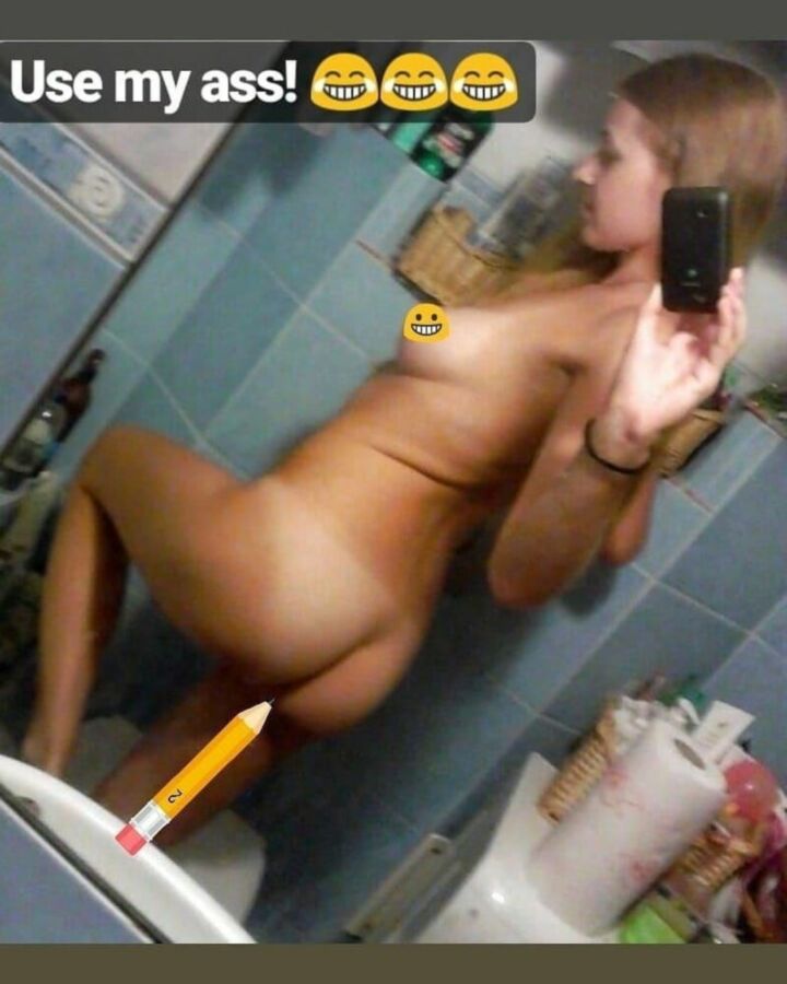 Free porn pics of Stupid bitch AnnaLibera hacked 18 of 123 pics
