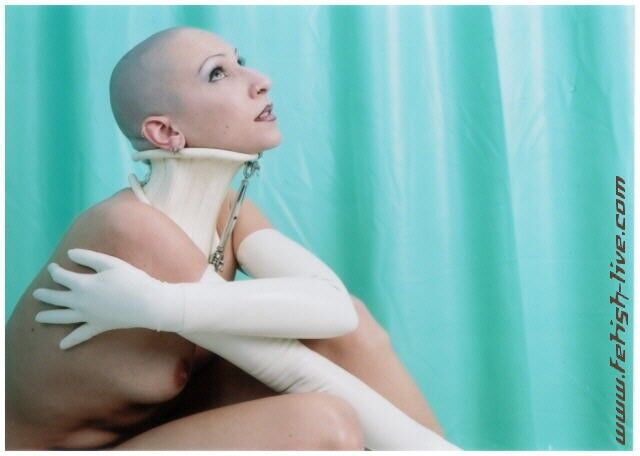 Free porn pics of Bald fetish slut 1 of 13 pics