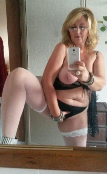 Free porn pics of Granny Selfies 1 of 101 pics