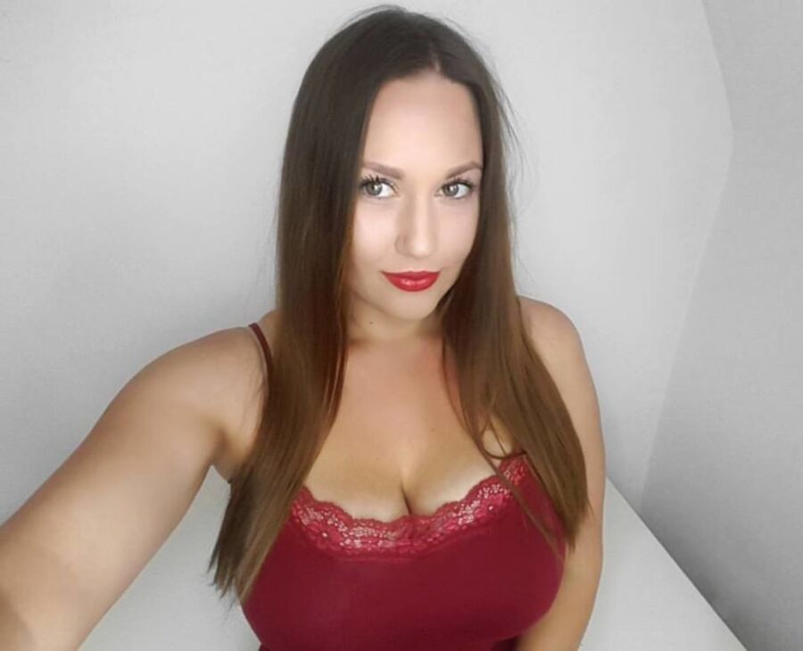 Free porn pics of @SASTIZA Selfie Big tits boobs Goddess RANDOM WANK-FILE 5 of 48 pics