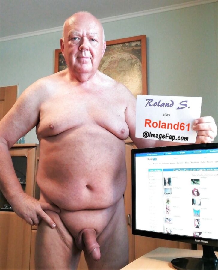 Free porn pics of Roland S. - Exposed Naked 6 of 8 pics