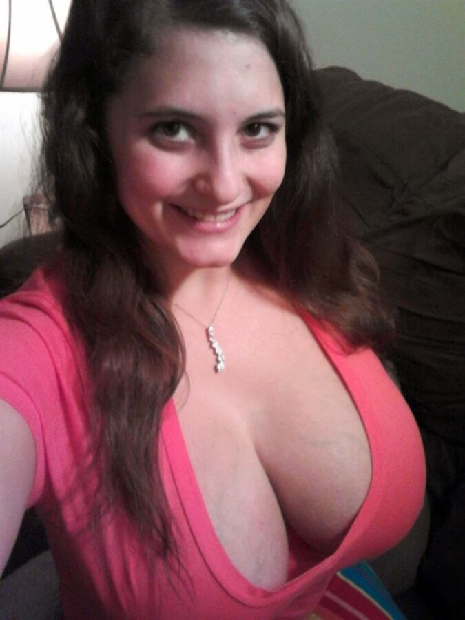 Free porn pics of Plunging necklines 20 of 48 pics